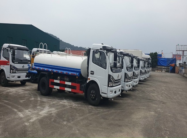 Gi&aacute; thu&ecirc; xe bồn chở nước cập nhật mới nhất năm