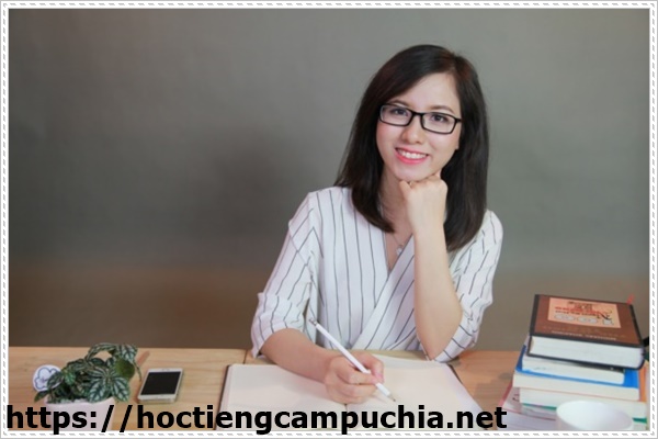 Học giao tiếp tiếng H&agrave;n hiệu quả