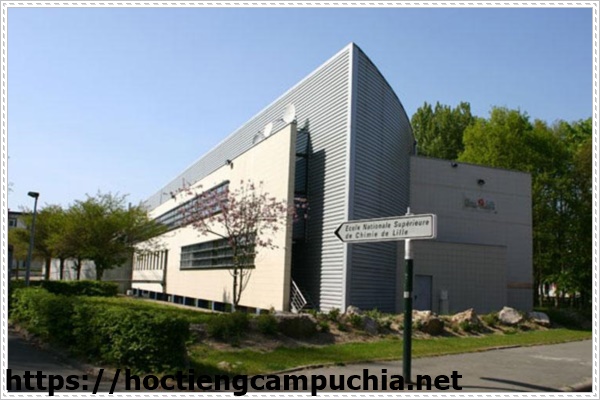 Trương học ENSCL thu h&uacute;t nhiều sinh vi&ecirc;n du học Ph&aacute;p