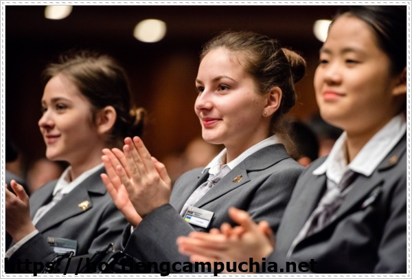 Du học Ph&aacute;p ng&agrave;nh thương mại