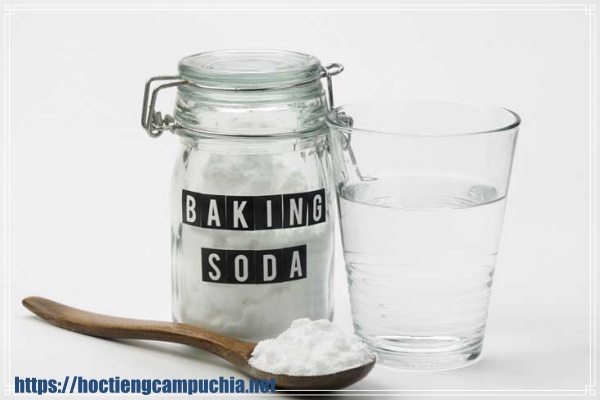 Sử dụng chanh tươi kết hợp với Baking Soda