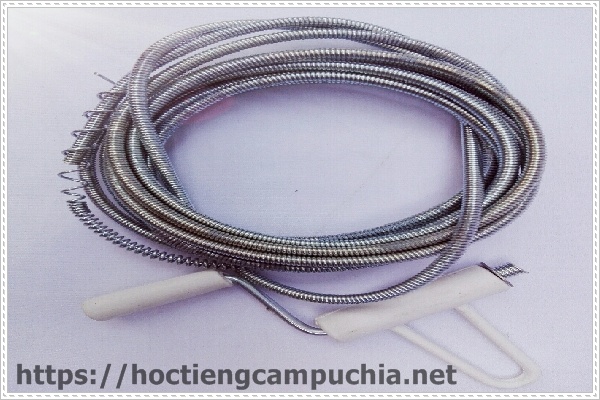 Th&ocirc;ng tắc cống nh&agrave; bếp bằng d&acirc;y l&ograve; xo