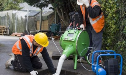 Dịch vụ rút hầm cầu huyện Nhà Bè giá rẻ - Thi công trung thực