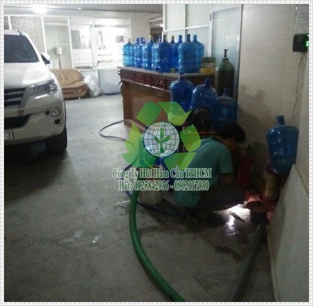 Th&ocirc;ng nghẹt bồn rửa ch&eacute;n gi&aacute; rẻ